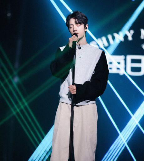 娱乐吃瓜姐肖战,娱乐吃瓜界的焦点人物