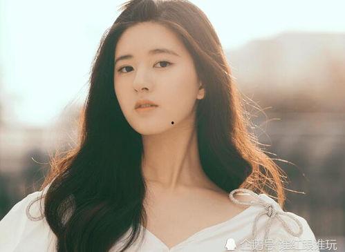 吃瓜娱乐圈赵露思是谁,娱乐圈新晋小花，吃瓜群众热议的焦点